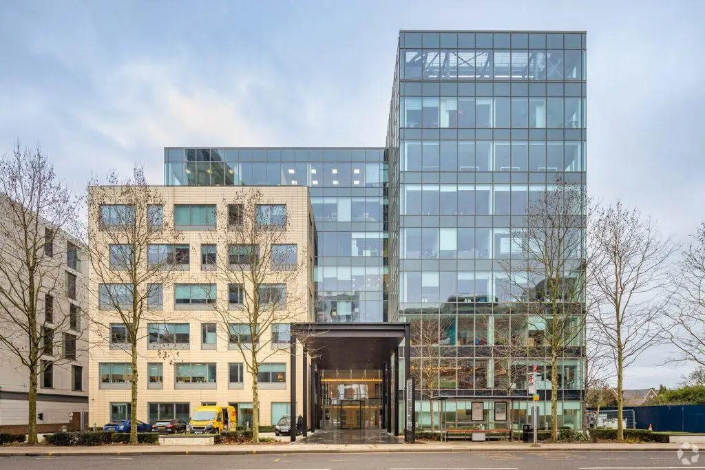 Picture of Ealing Cross